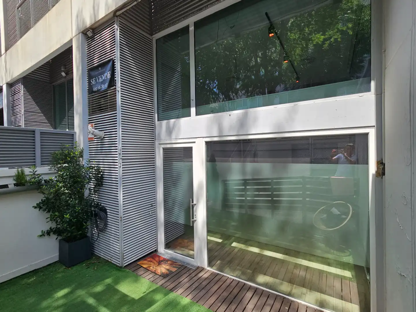 Vista exterior de Loft en venda en Madrid amb Aire condicionat, Calefacció i Jardí privat
