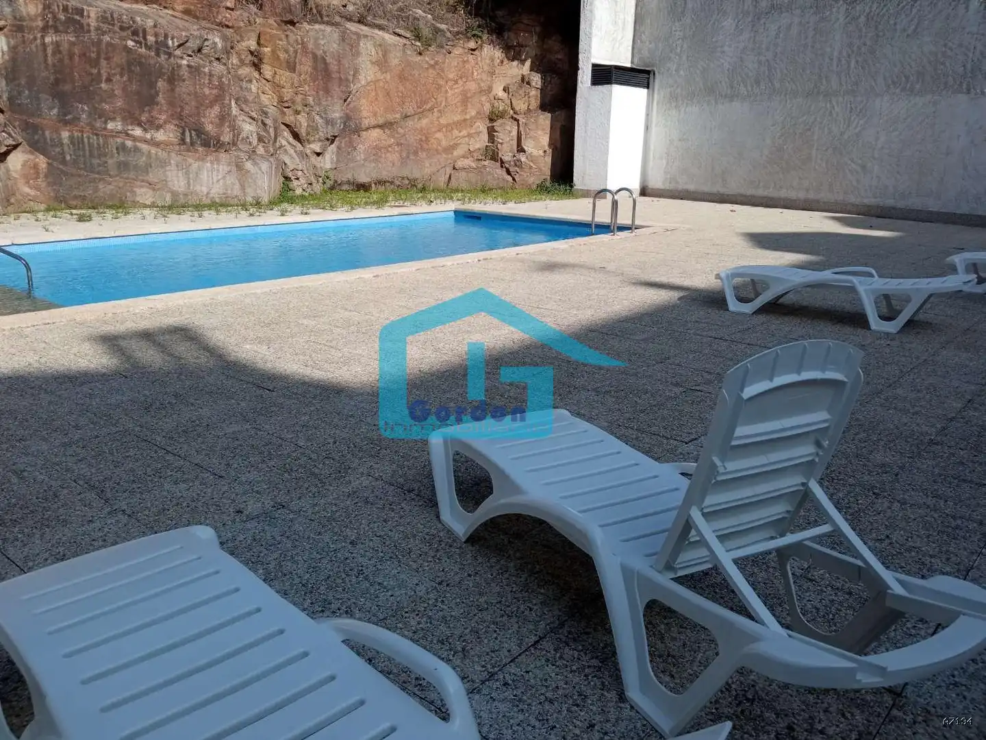Piscina de Piso en venta en O Grove   con Calefacción, Terraza y Piscina