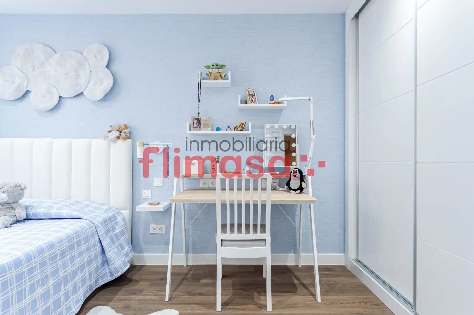 Bedroom of Detached homes for sale in Villaviciosa de Odón  with Air Conditioner, Heating and Private garden