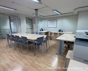 Premises to rent in  Lleida Capital  with Air Conditioner