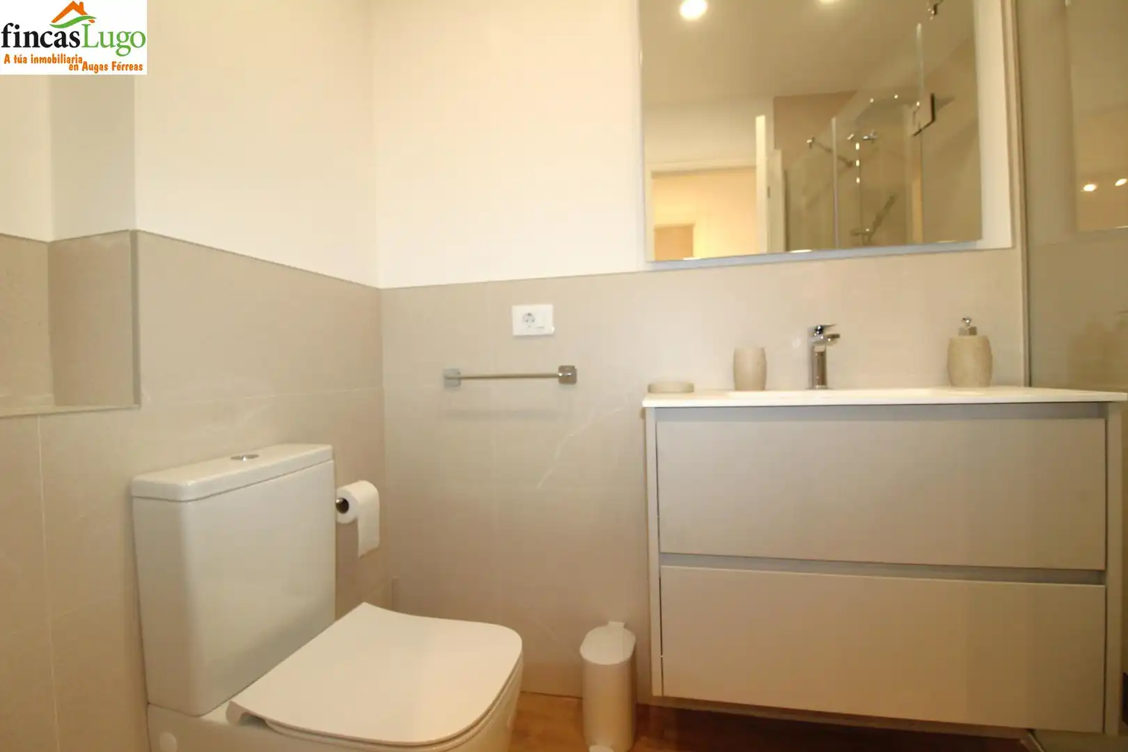 Bathroom of Flat for rent in Lugo  with Heating and Storage room