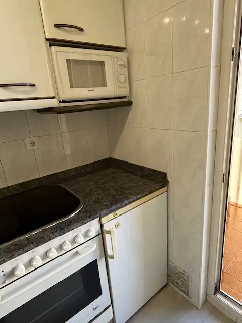 Cocina de Piso de alquiler en Santa Cruz de Bezana con Calefacción, Trastero y Amueblado