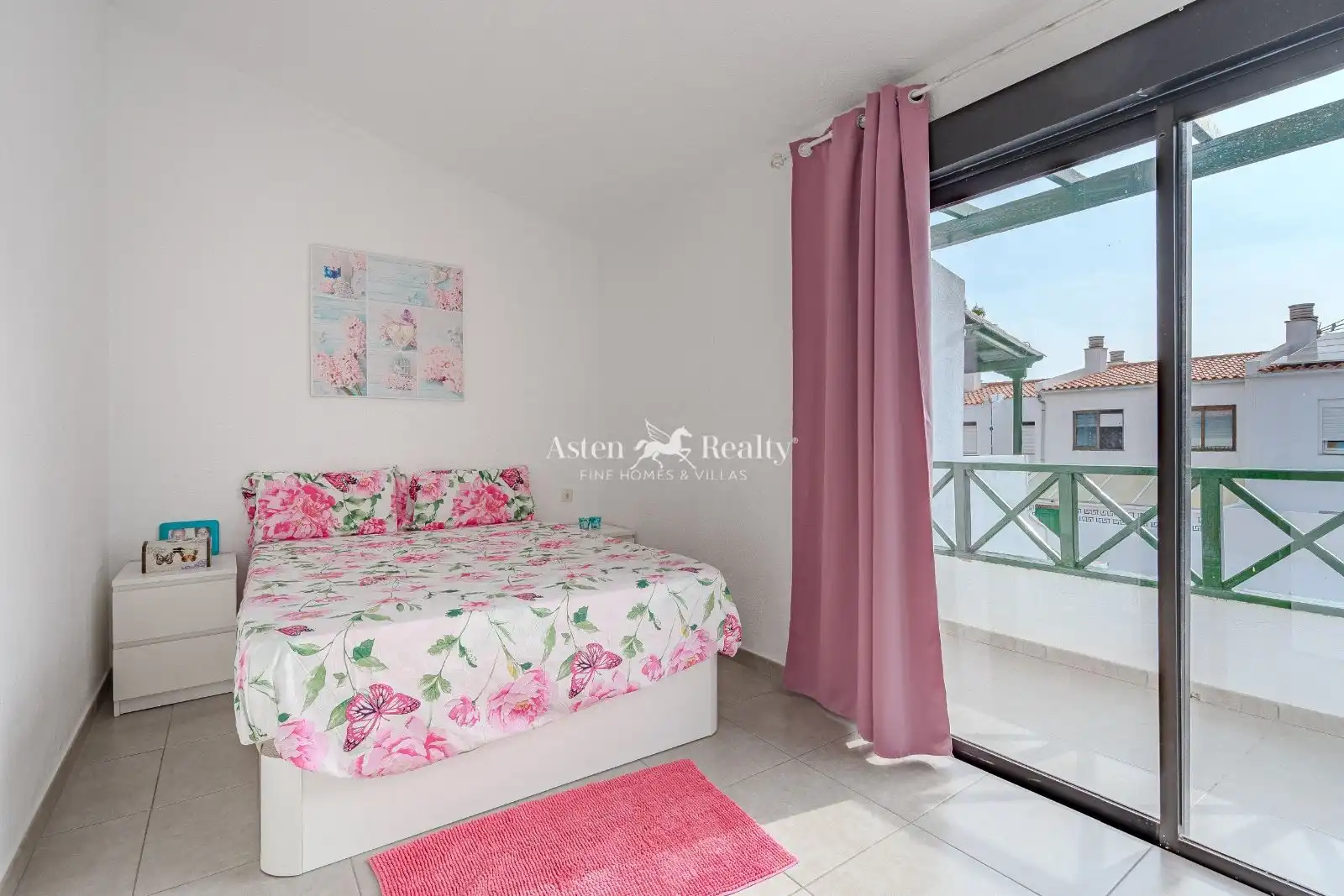 Dormitori de Casa adosada en venda en Santiago del Teide amb Terrassa, Piscina i Moblat