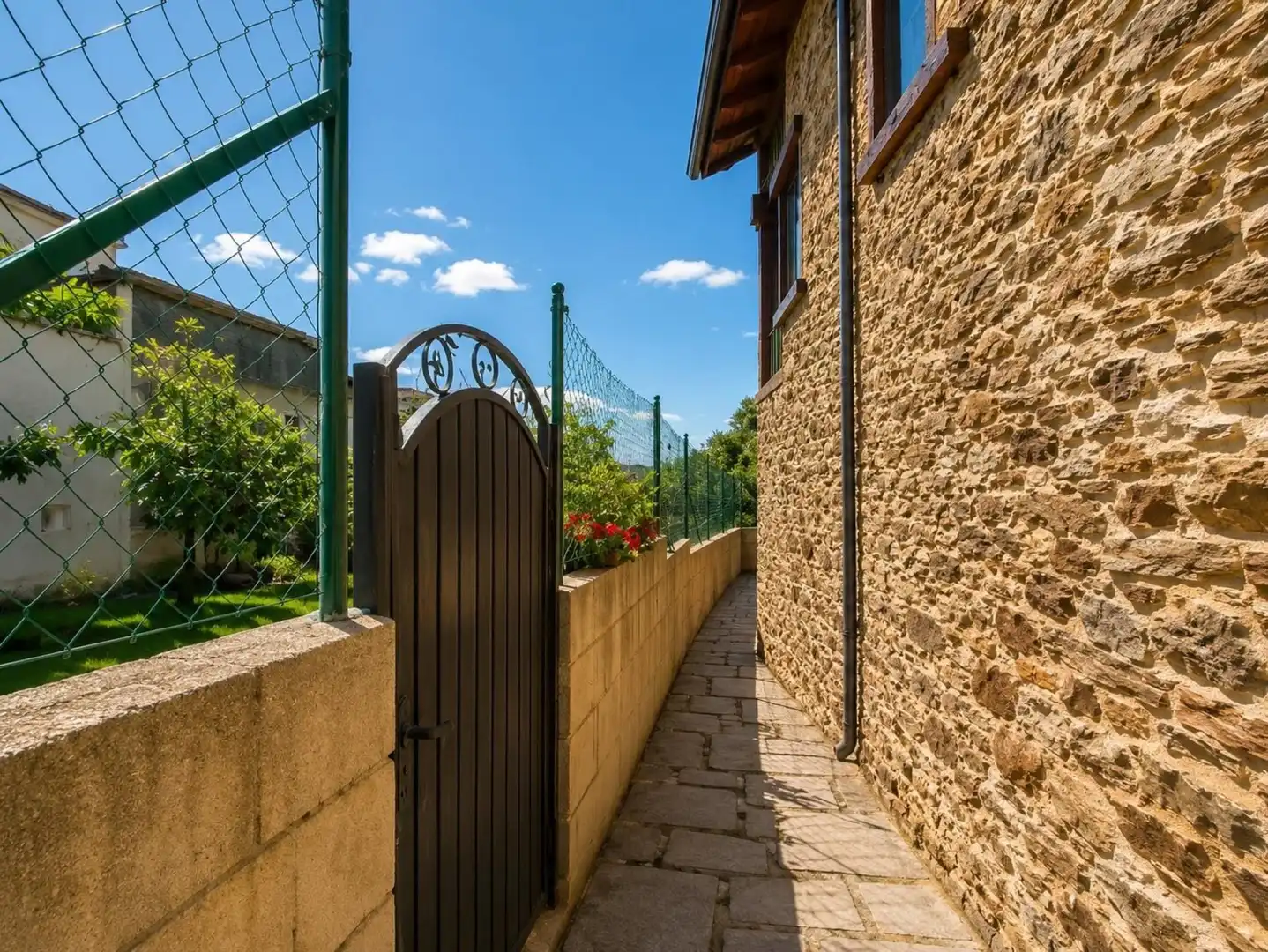 Casa adosada en venta en Toreno