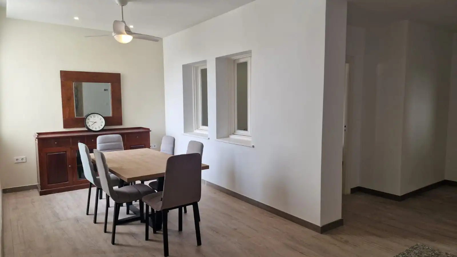 Comedor de Piso en venta en Marbella con Aire acondicionado, Terraza y Amueblado