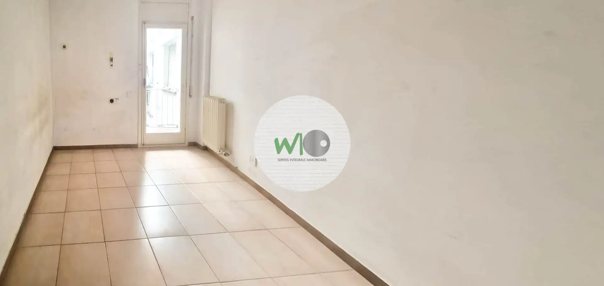 Piso en venta en Girona con Terraza y Balcón