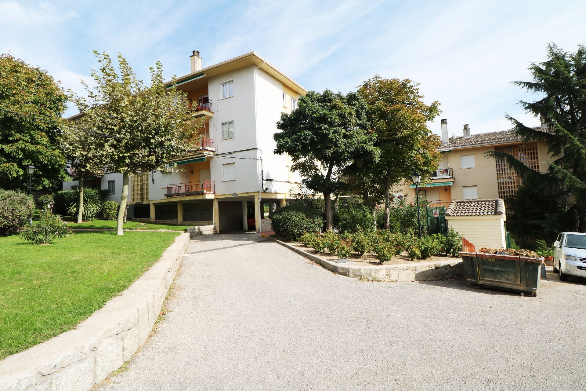 Vista exterior de Piso en venta en Collado Mediano con Calefacción