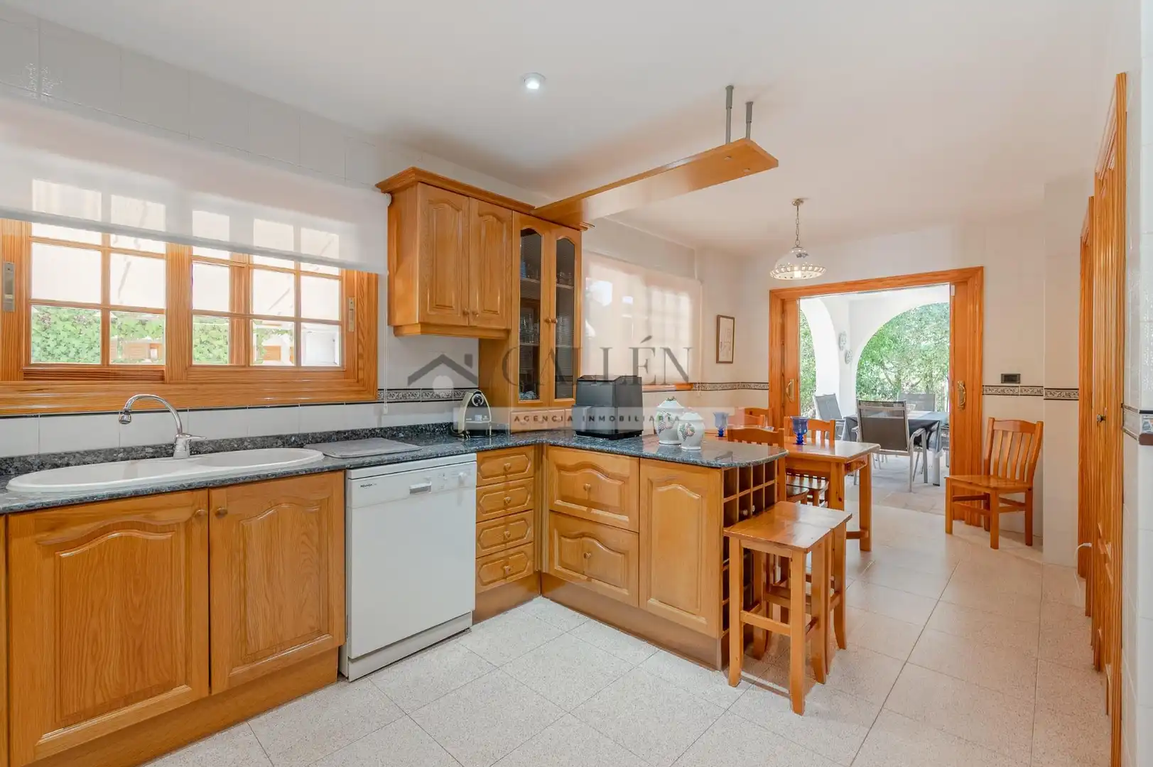 Chalet con piscina en venta en Montornés - Las Palmas - El Refugio, imagen 14