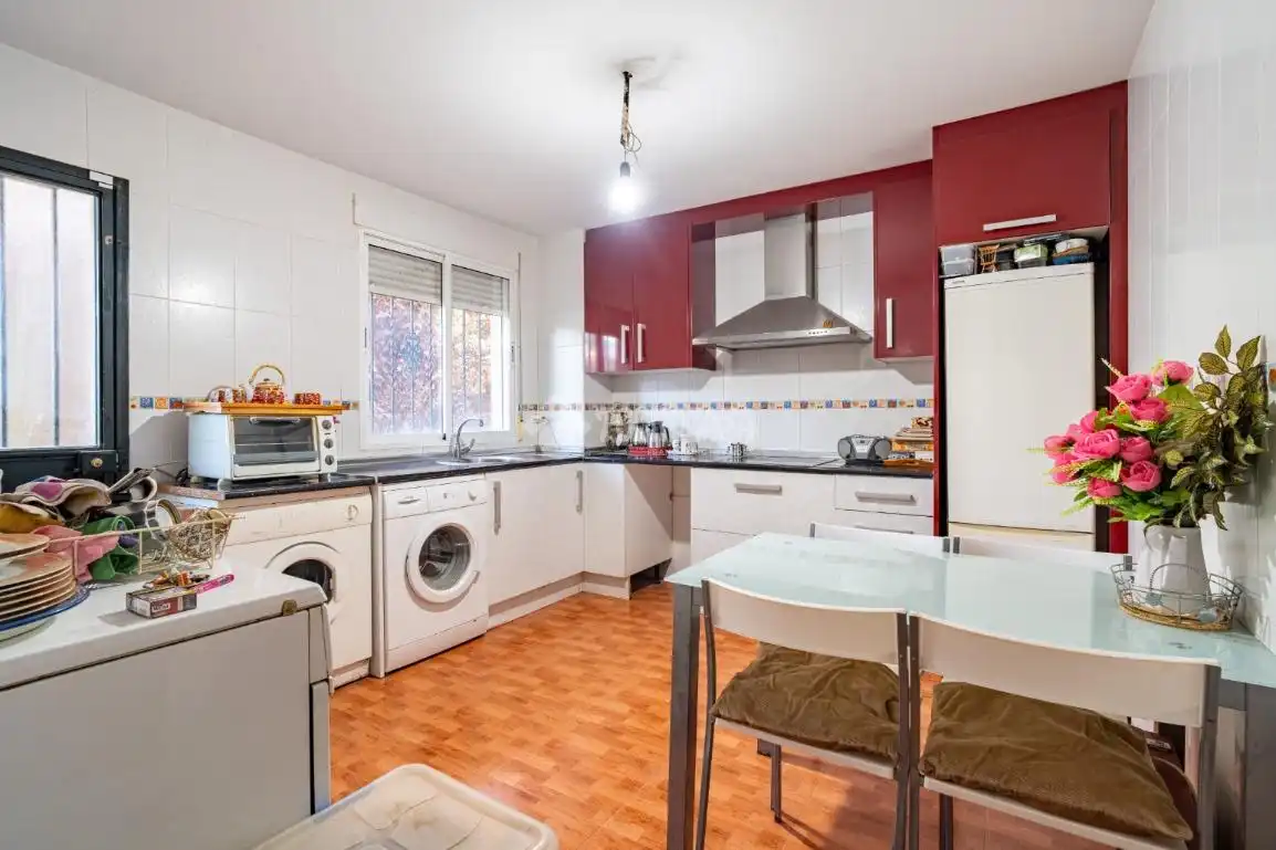 Maison jumelée à vendre à Jun, imagen 9
