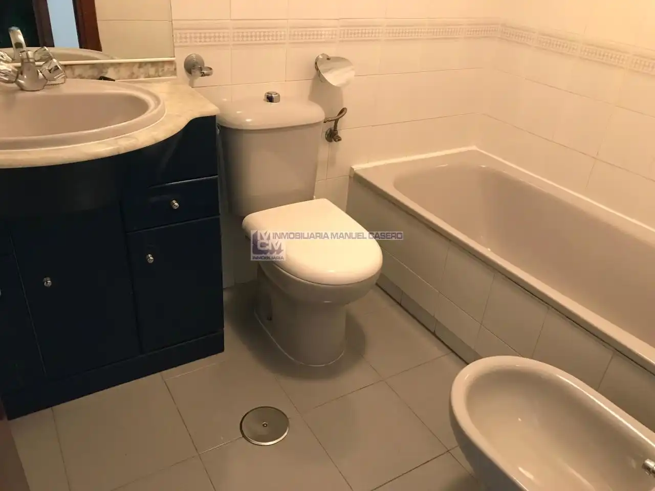 Baño de Piso de alquiler en Cáceres con Aire acondicionado, Calefacción y Terraza