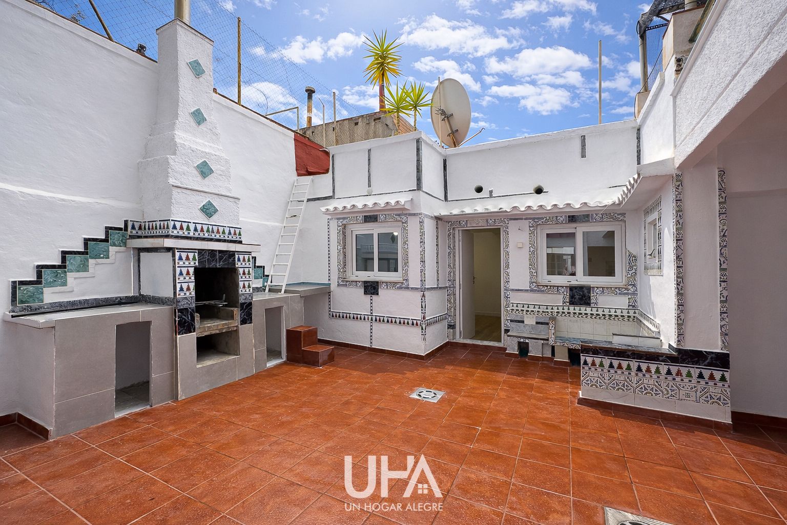 Exterior view of Flat for sale in Gavà  with Parquet flooring, Terrace and Storage room