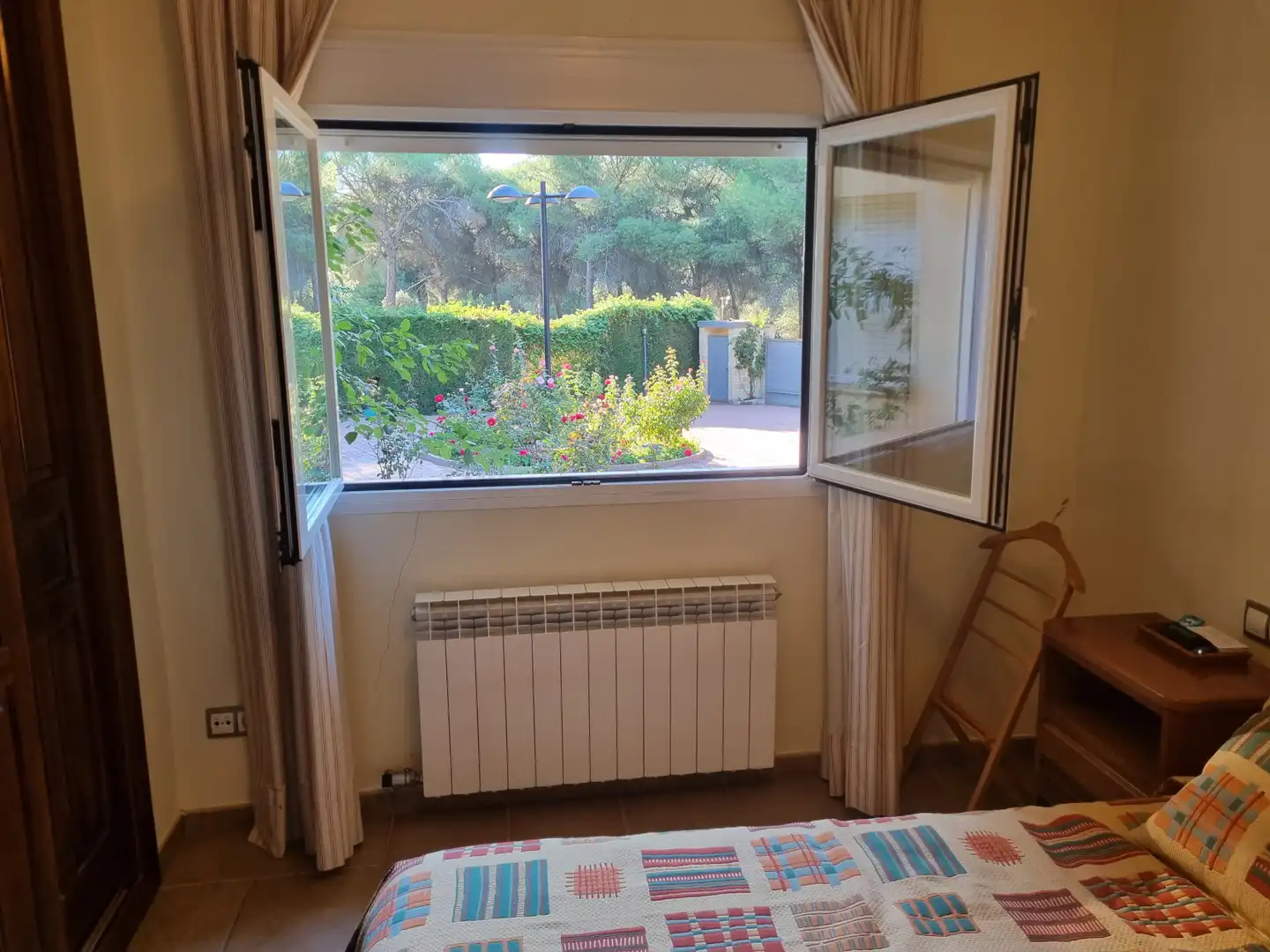 Bedroom of Houses for sale in Laguna de Duero  with Terrace, Storage room and Swimming Pool