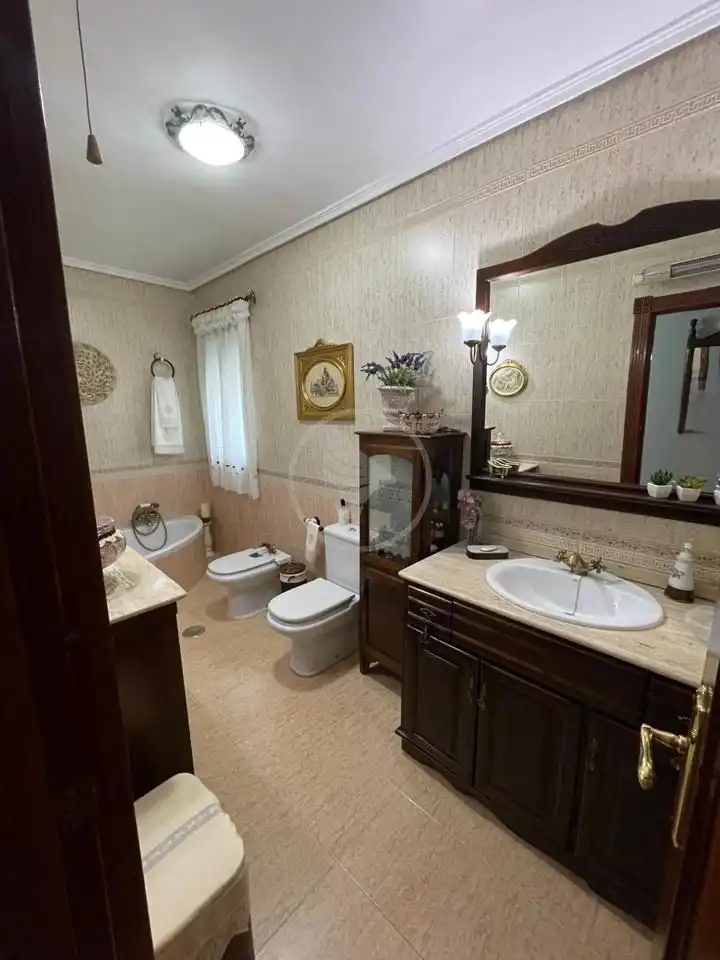 Piso con ascensor en venta en Calle Pintor el Greco, imagen 22