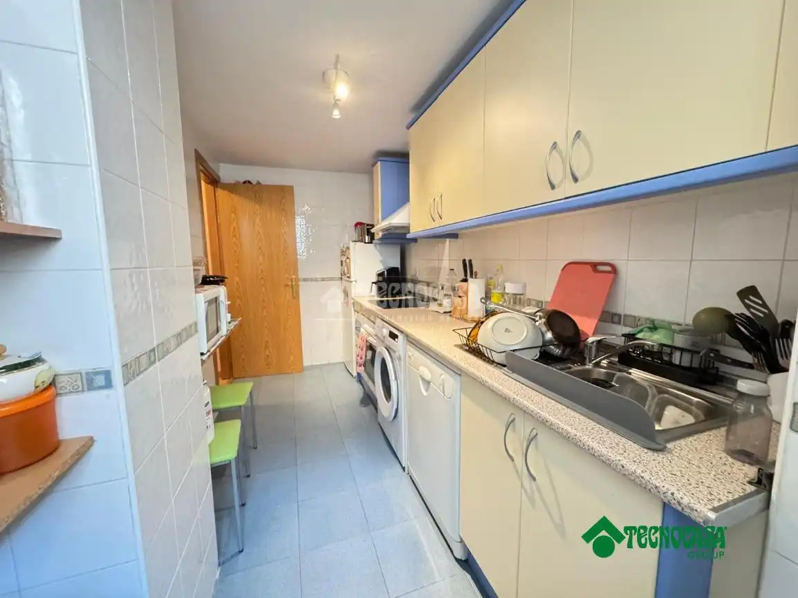 Cuina de Pis en venda en Gerindote amb Aire condicionat, Terrassa i Balcó