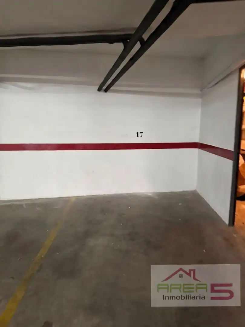 Parking of Garage for sale in Centro
