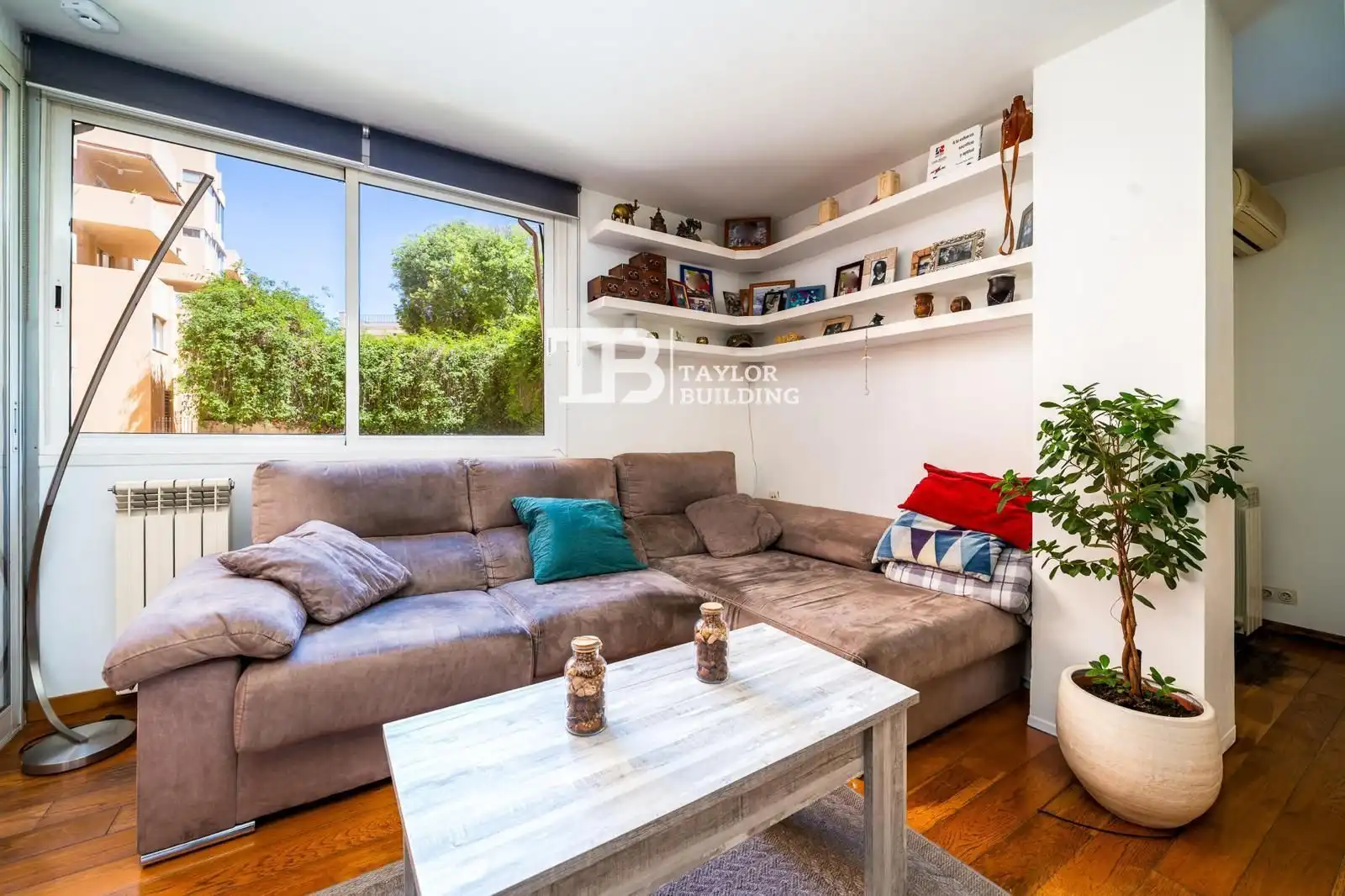 Sala d'estar de Dúplex en venda en  Palma de Mallorca amb Aire condicionat, Calefacció i Parquet