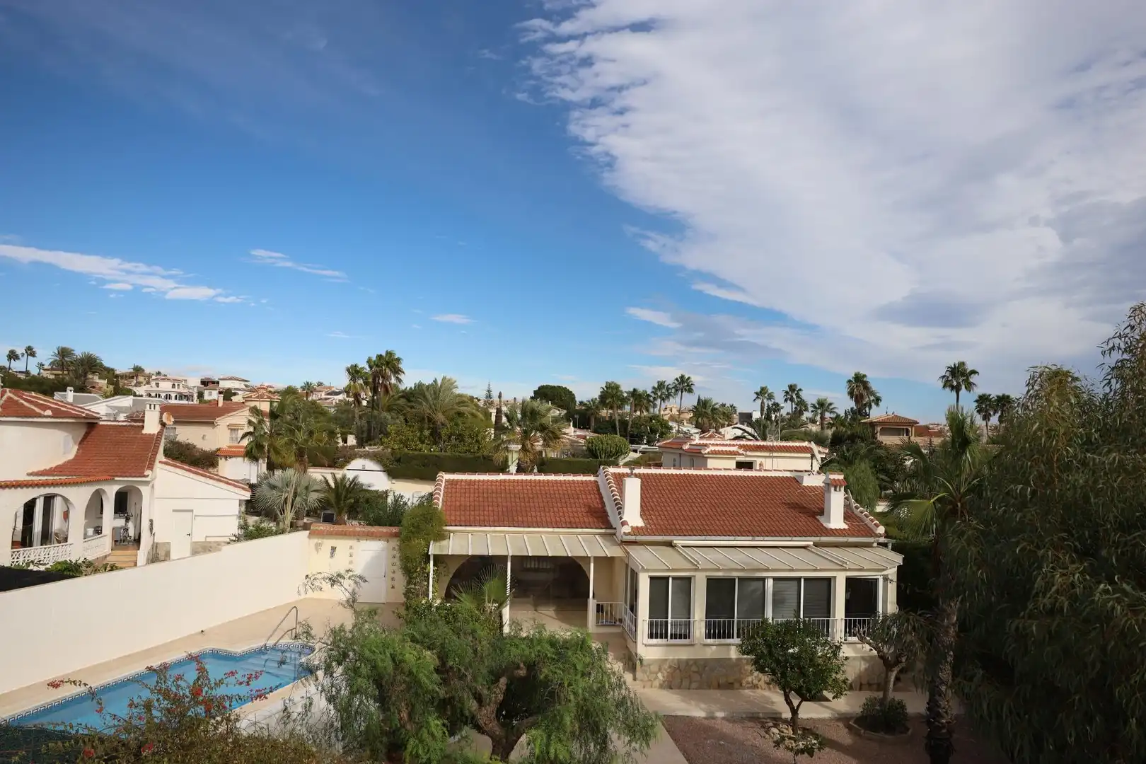 Vista exterior de Casa o xalet en venda en Rojales amb Piscina