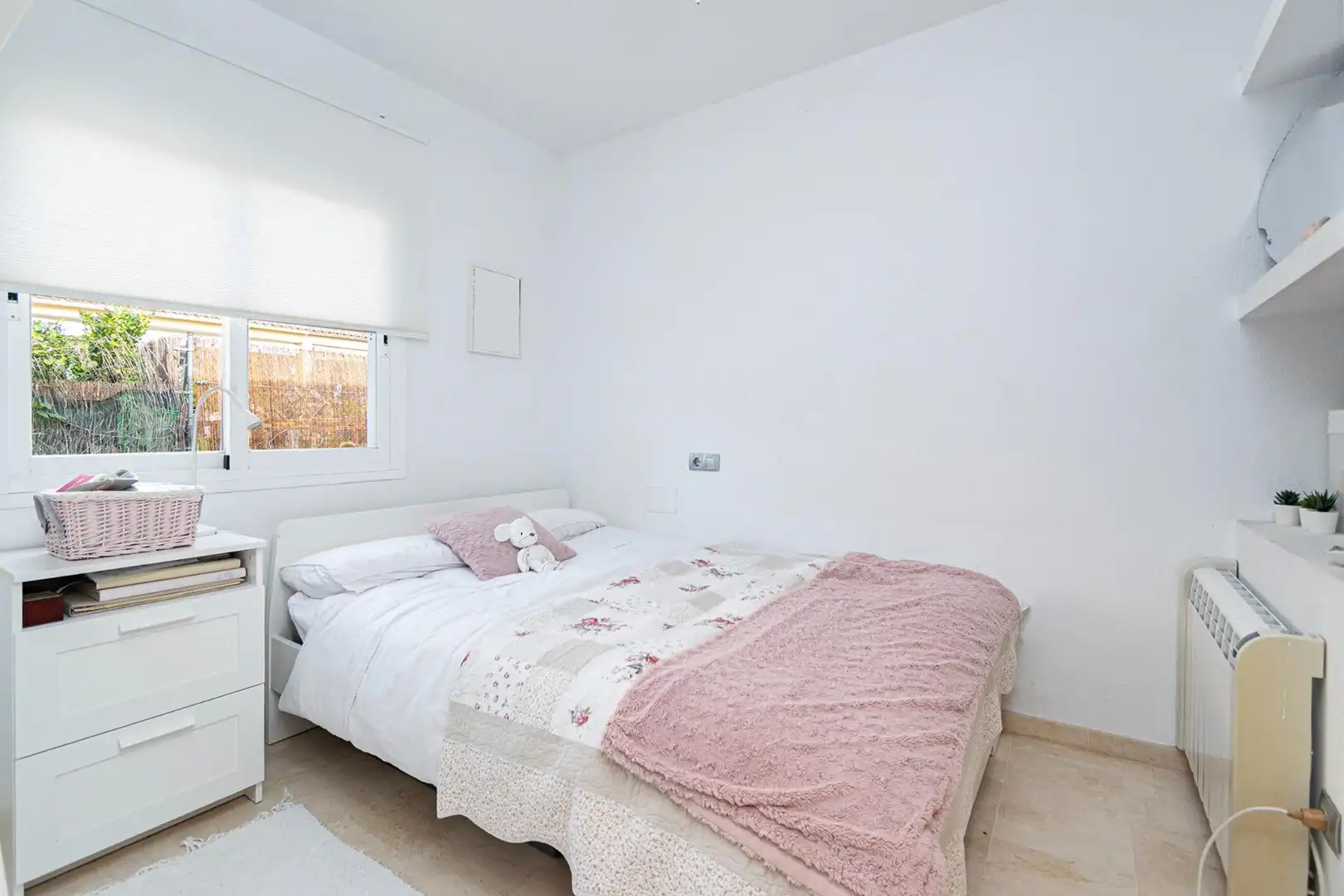 Habitación de Casa adosada en venta en  Palma de Mallorca con Aire acondicionado, Calefacción y Jardín privado