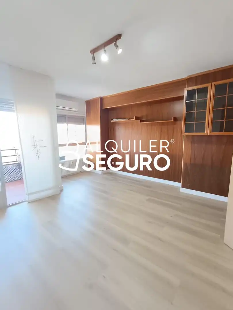 Flat for rent in Polonia, El Carrascal