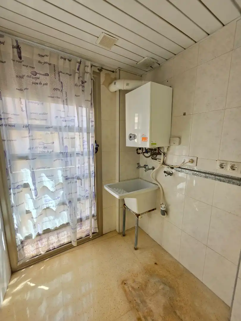 Baño de Piso en venta en Tarragona con Aire acondicionado, Calefacción y Terraza