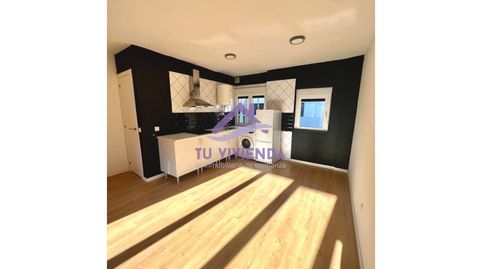 Foto 5 de Piso en venta en Calle Cigueña, 41, Pajarillos Bajos, Valladolid Capital