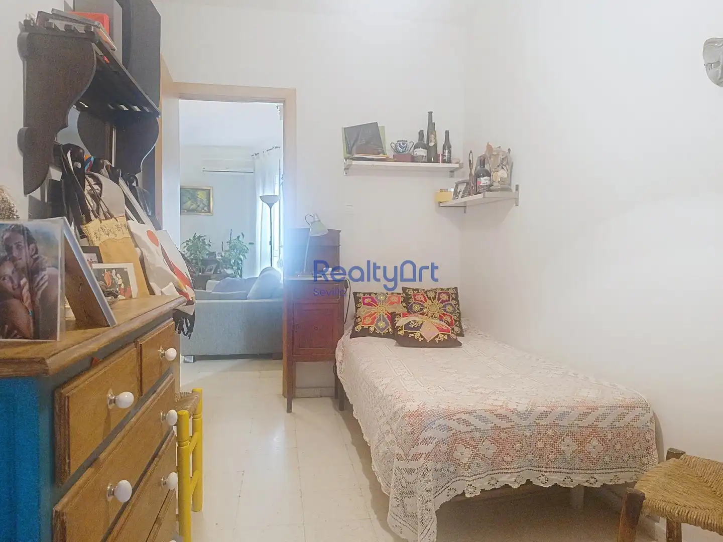 Bedroom of Flat for sale in Sevilla