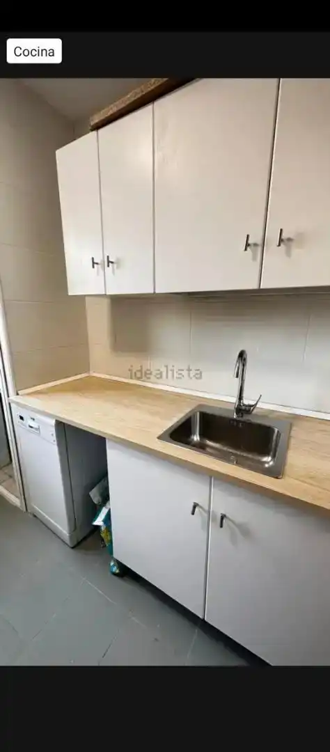 Cuina de Pis en venda en Sevilla amb Aire condicionat, Traster i Piscina