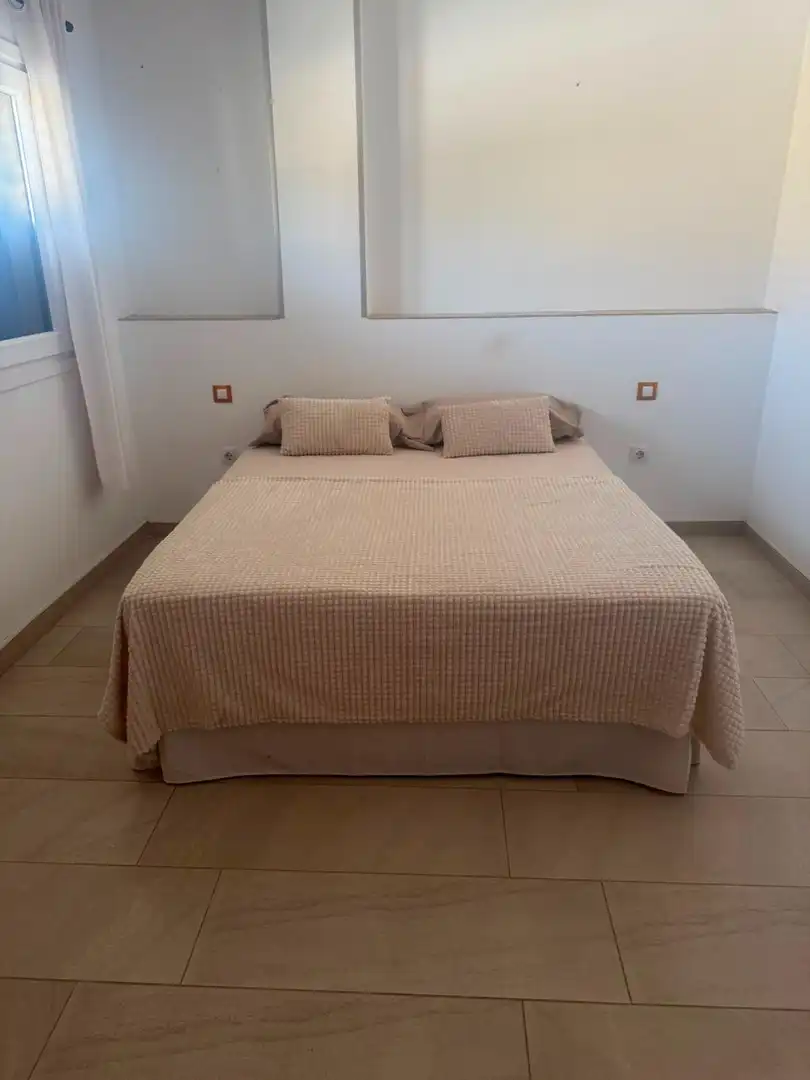 Habitación de Piso de alquiler en Telde con Terraza y Amueblado