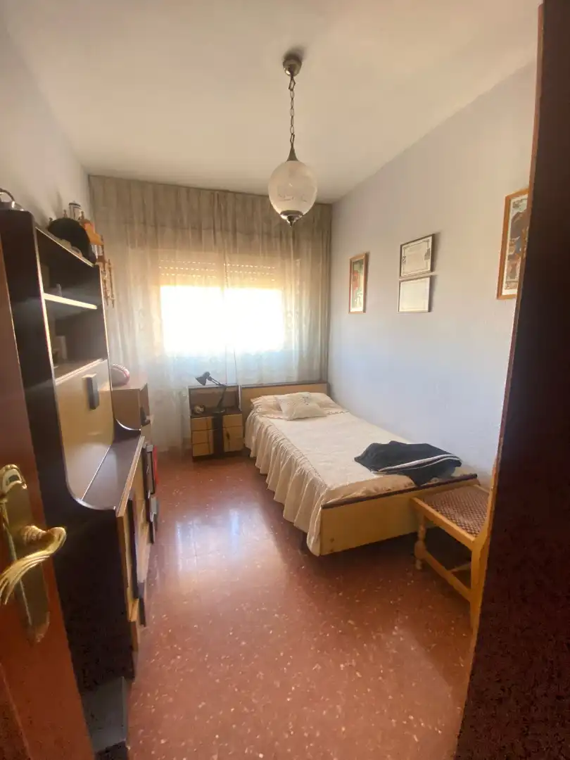 Habitación de Piso en venta en Granada con Terraza