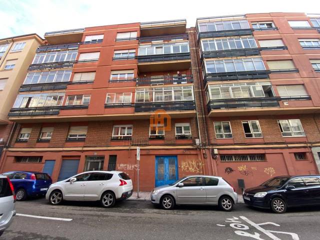 Local comercial en Venta en Obispo Almarcha en El Ejido - Santa Ana