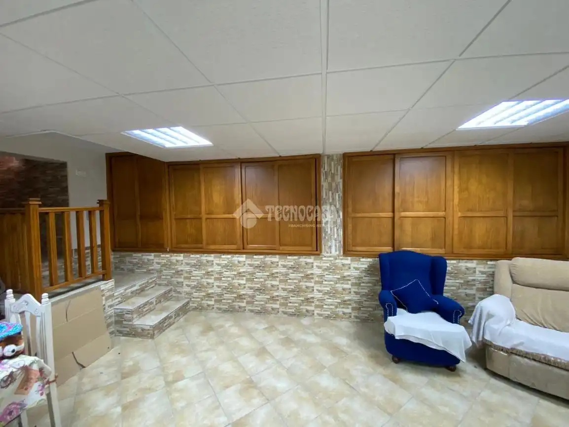 Casa adosada en venta en Centro - Doña Mercedes