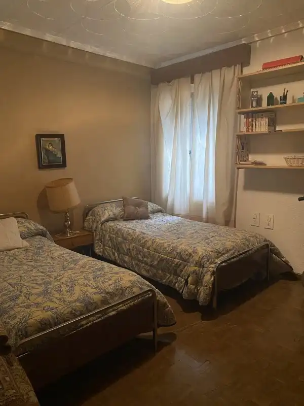 Habitación de Piso en venta en Lucena con Balcón y Internet
