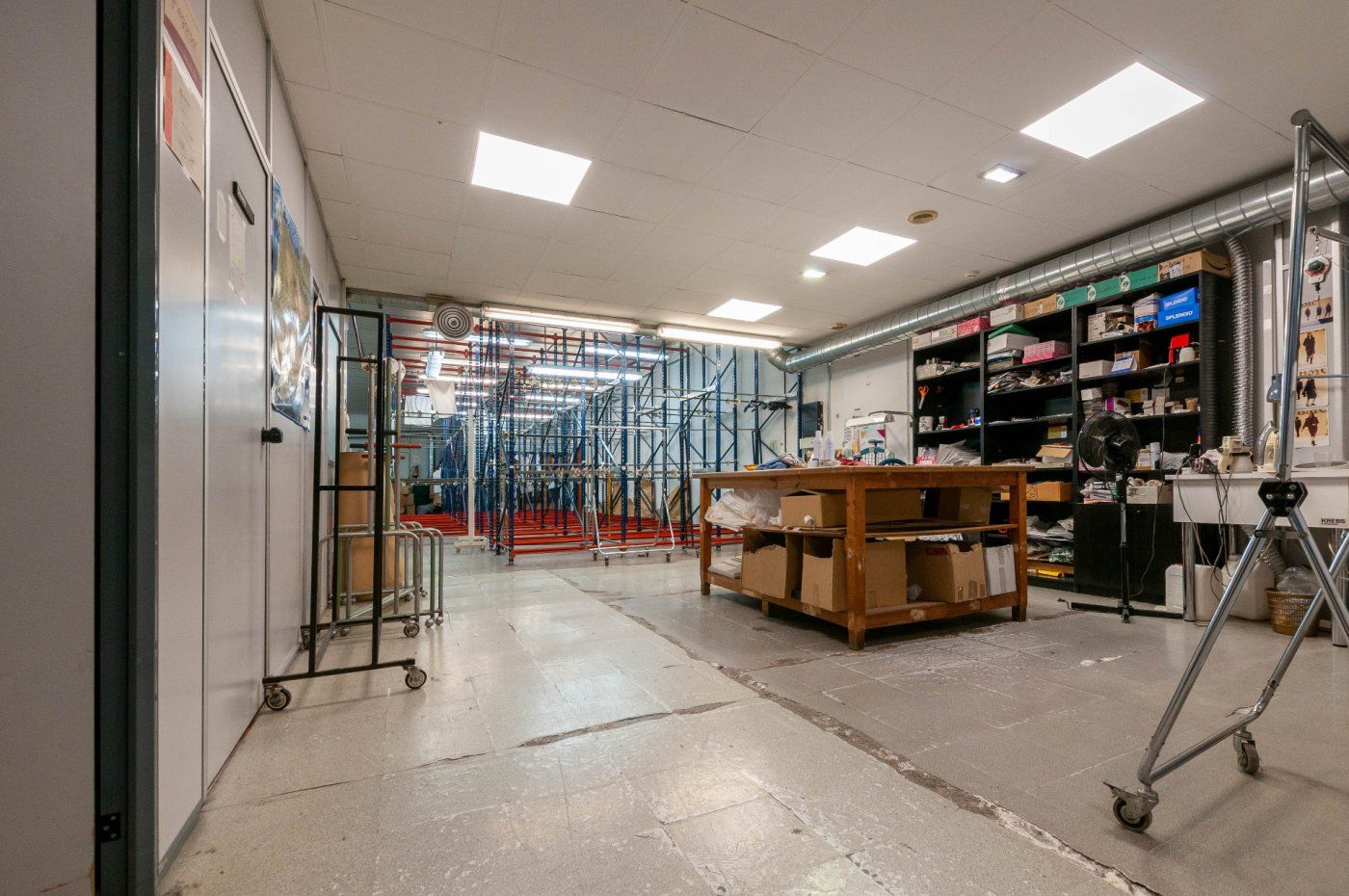 Premises for sale in Sabadell  with Air Conditioner