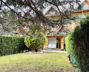 Jardí de Casa adosada en venda en Puigcerdà amb Calefacció, Jardí privat i Parquet