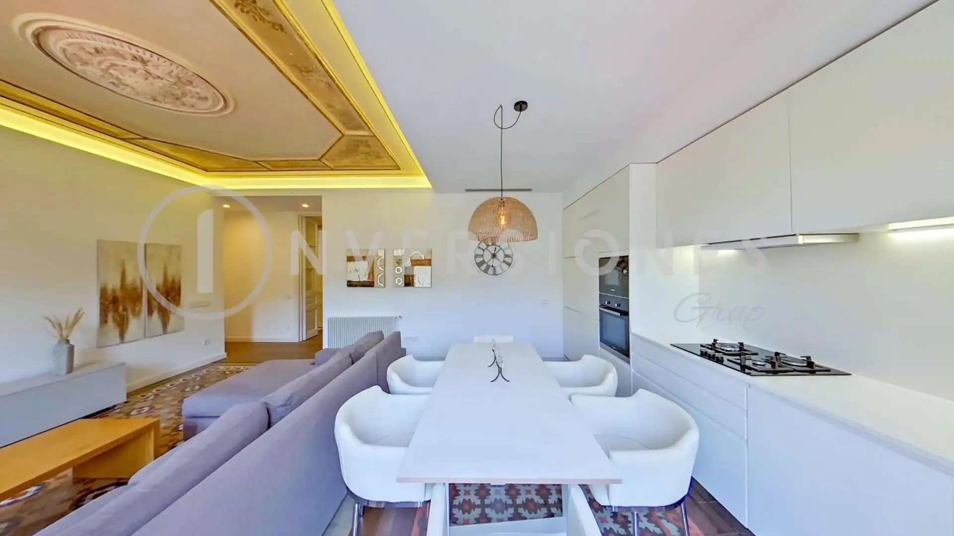 Comedor de Apartamento de alquiler en Barcelona con Aire acondicionado, Calefacción y Terraza