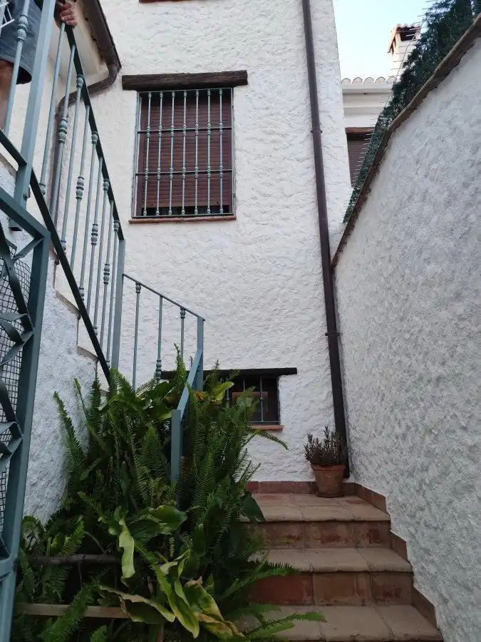 Exterior view of Houses for sale in Nigüelas  with Terrace