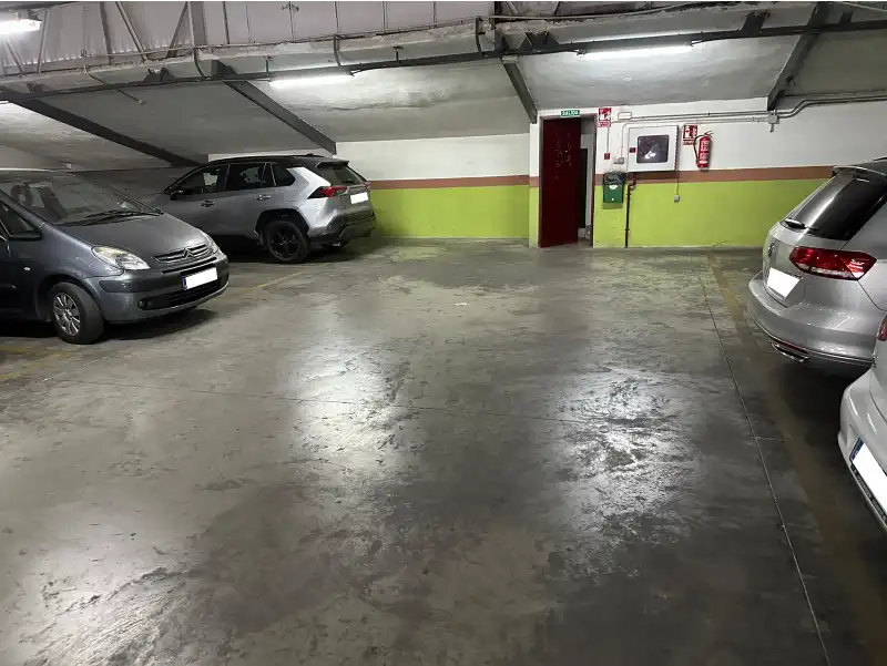 Doppelparkplatz zum Verkauf in Carrer de la Corona 37A, imagen 12