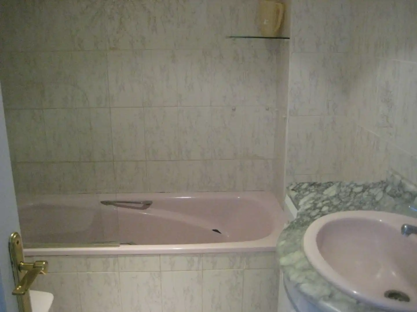 Baño de Piso en venta en Melilla con Aire acondicionado