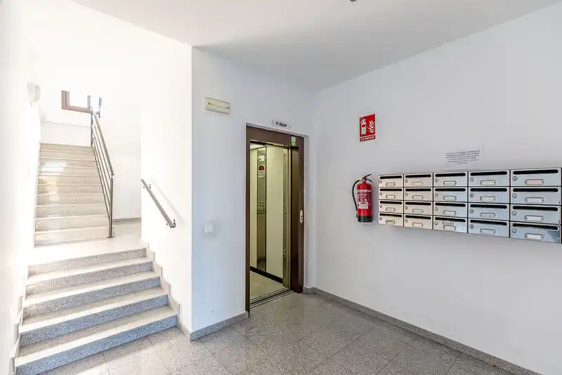 Garaje en venta en PORTUGAL, Pantoja