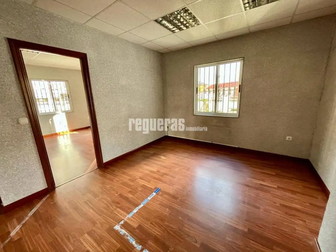 Dormitori de Oficina en venda en Avilés