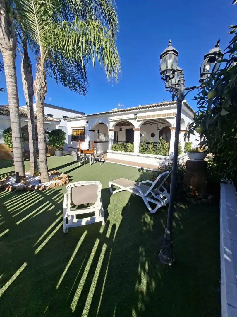 Terraza de Casa o chalet de alquiler en Alhaurín El Grande con Aire acondicionado, Jardín privado y Terraza
