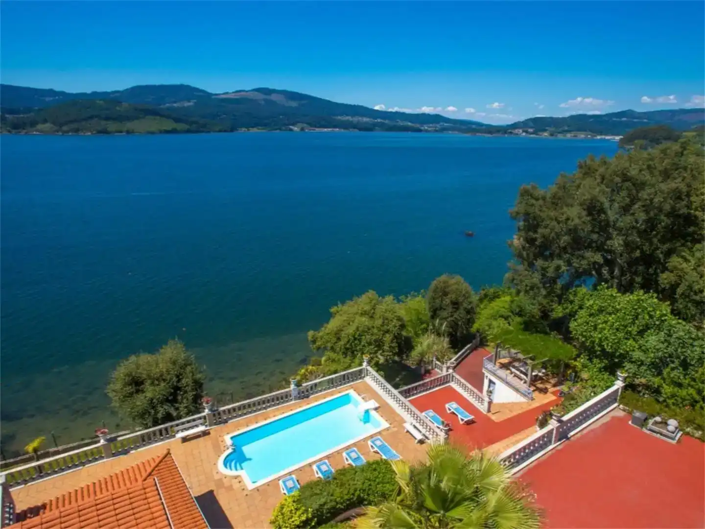 Houses for rent in Redondela  with Swimming Pool and Balcony