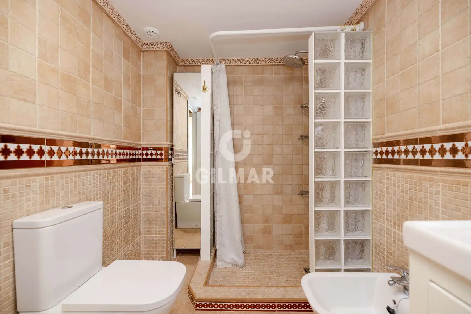 Bany de Apartament en venda en Marbella amb Calefacció, Traster i Piscina