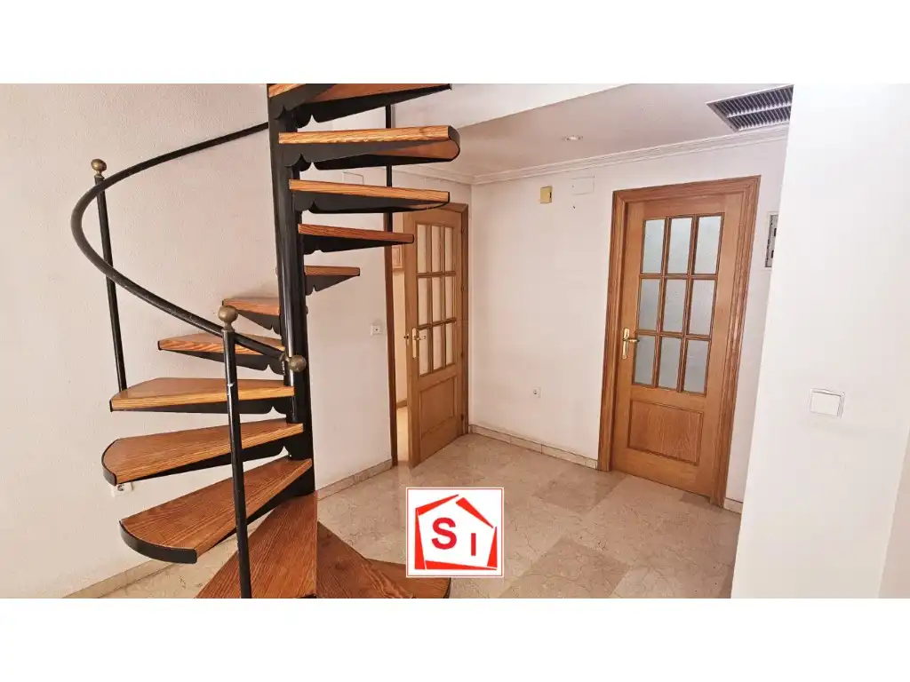 Piso con ascensor en venta en Calle Jumilla, imagen 8