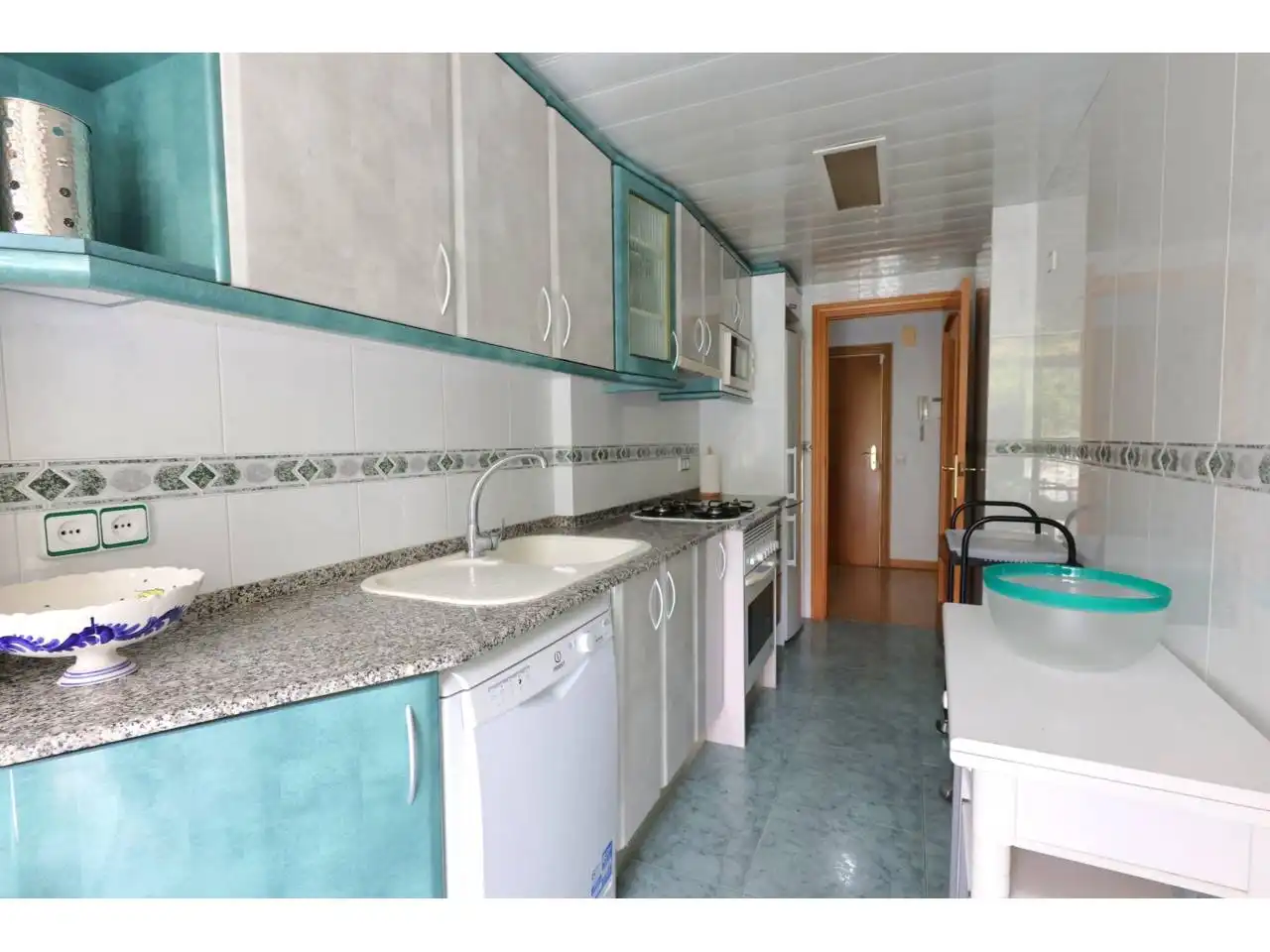 Cocina de Piso en venta en L'Hospitalet de Llobregat con Amueblado y Balcón