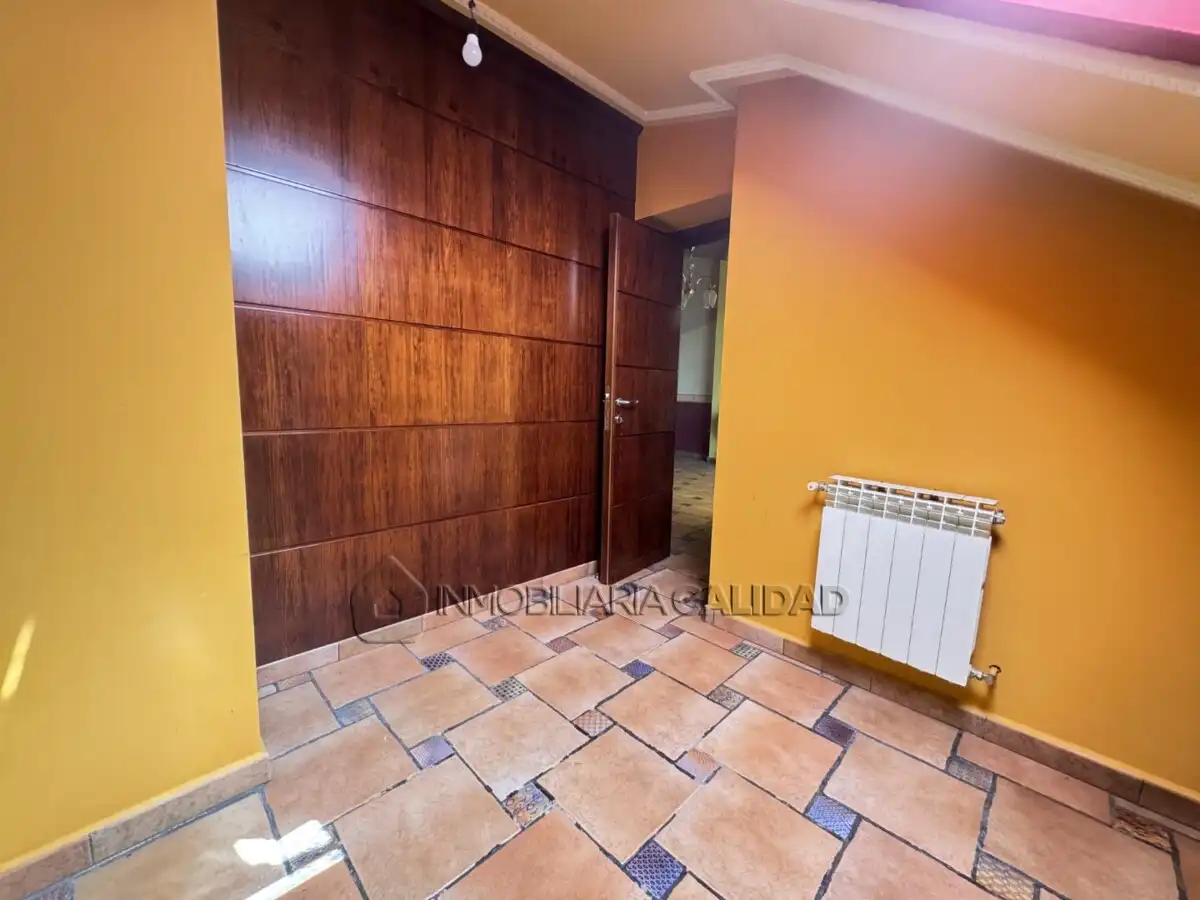 Houses for sale in Burgos  with Heating