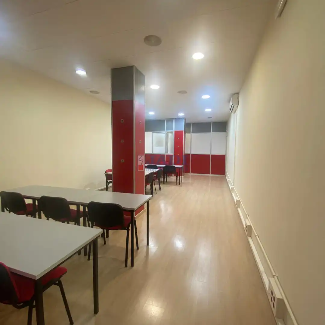 Local comercial de lloguer a Valdepeñas, imagen 7