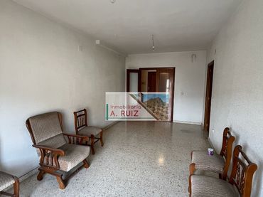 Piso con ascensor en venta en Priego de Córdoba