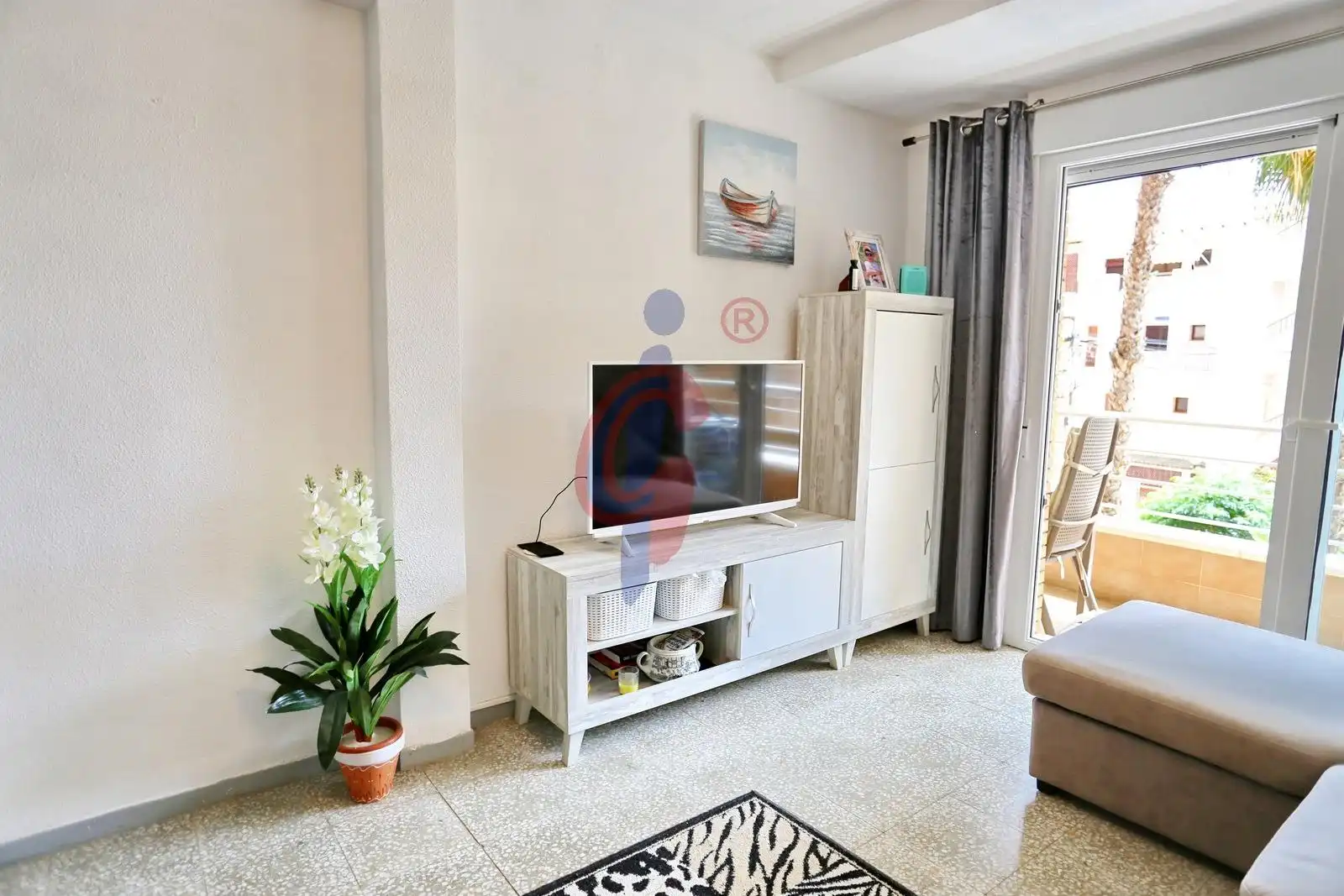 Living room of Flat for sale in Guardamar del Segura  with Air Conditioner, Heating and Terrace