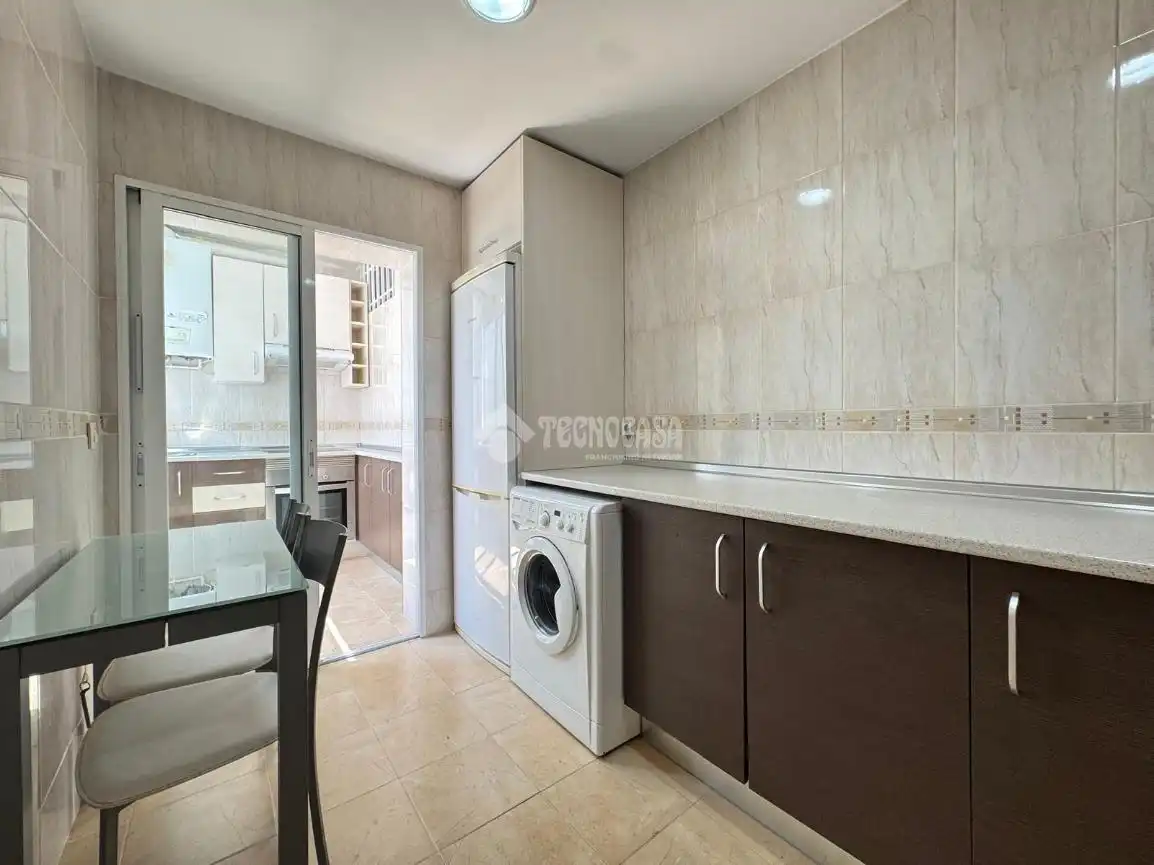 Cocina de Piso en venta en Alcobendas con Calefacción, Parquet y Alarma